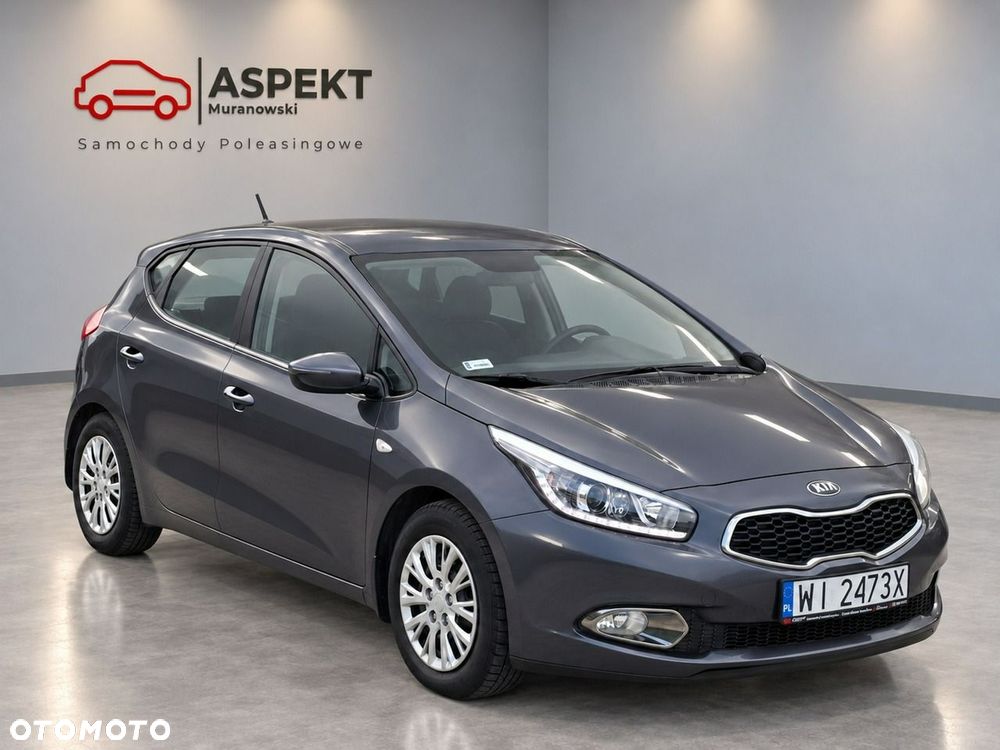 Kia Ceed - 24