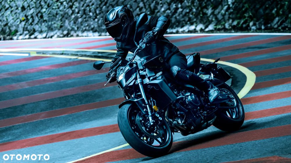 Yamaha MT - 4