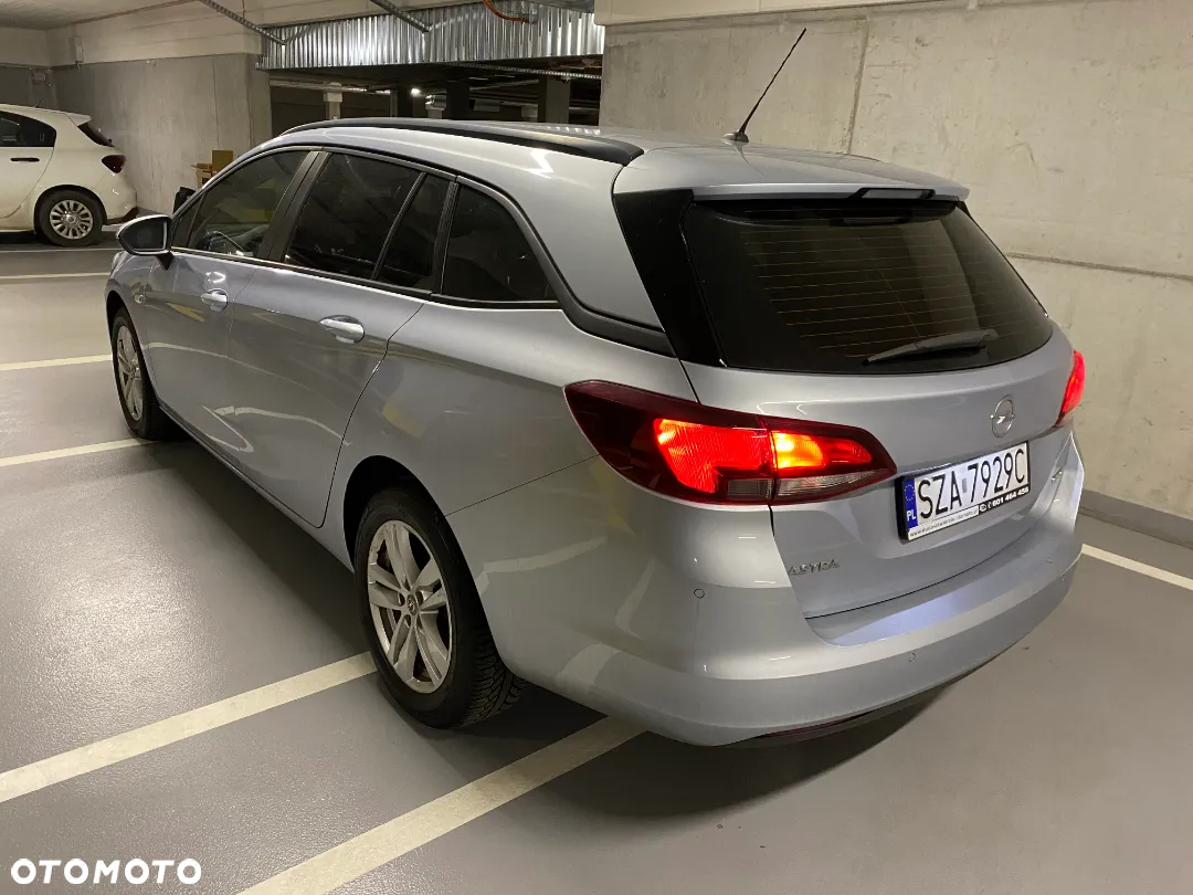 Opel Astra V 1.0 T Enjoy S&S - 12