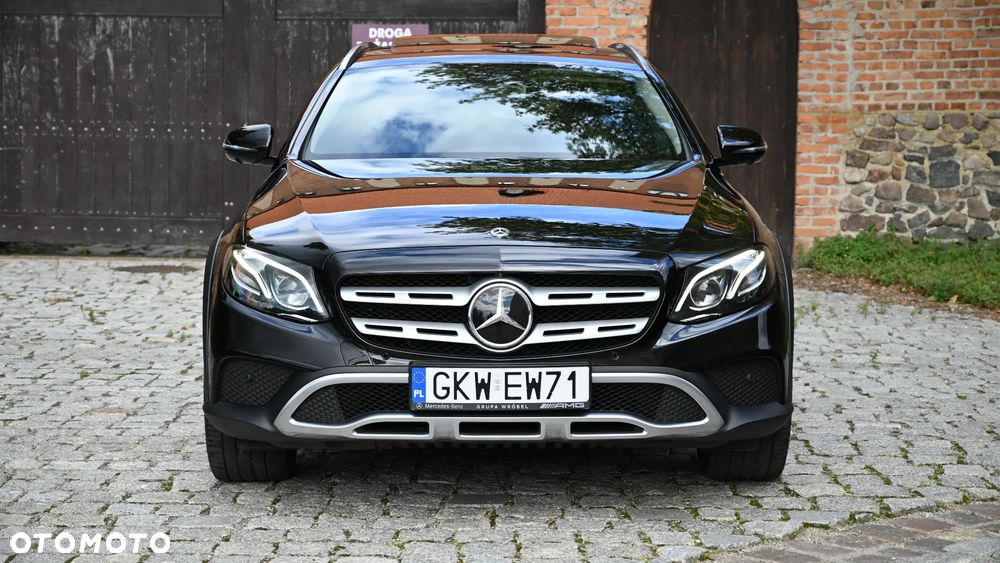 Mercedes-Benz Klasa E 220 d 4-Matic All-Terrain - 14