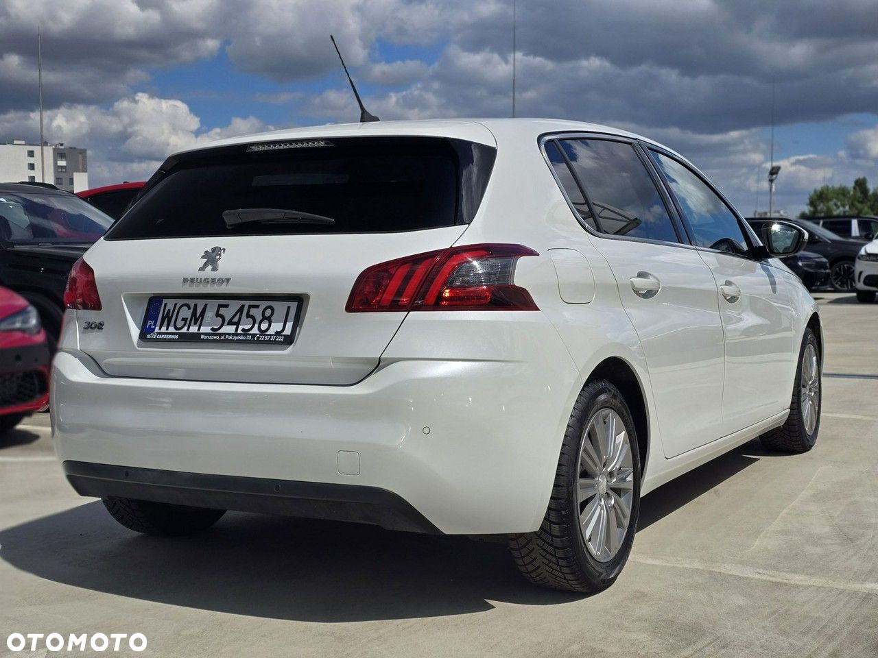 Peugeot 308 1.2 PureTech GPF Allure S&S - 9