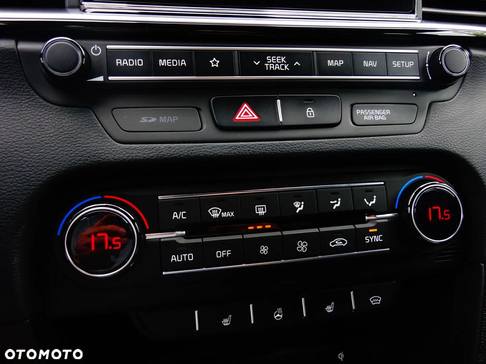 Kia ProCeed 1.6 T-GDI GT DCT - 16