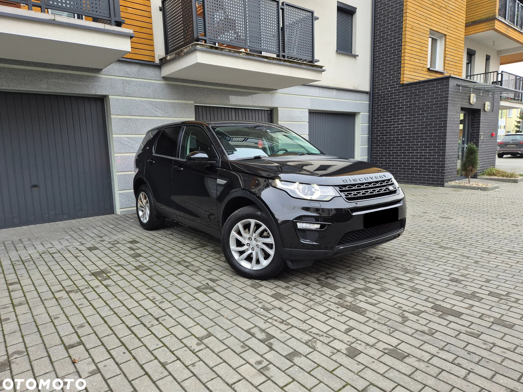 Land Rover Discovery Sport 2.0 TD4 HSE - 2