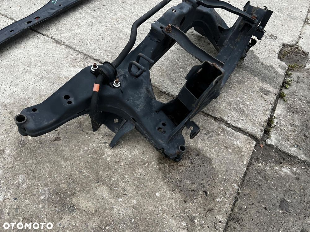 WÓZEK ZAWIESZENIA BELKA SANKI KOŁYSKA TYŁ NISSAN X-TRAIL III T32 LIFT - 2