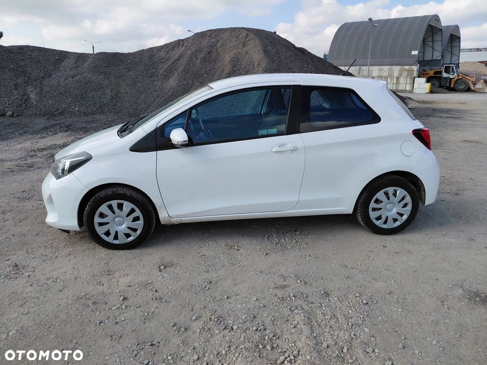 Toyota Yaris 1.33 Active EU6 - 3