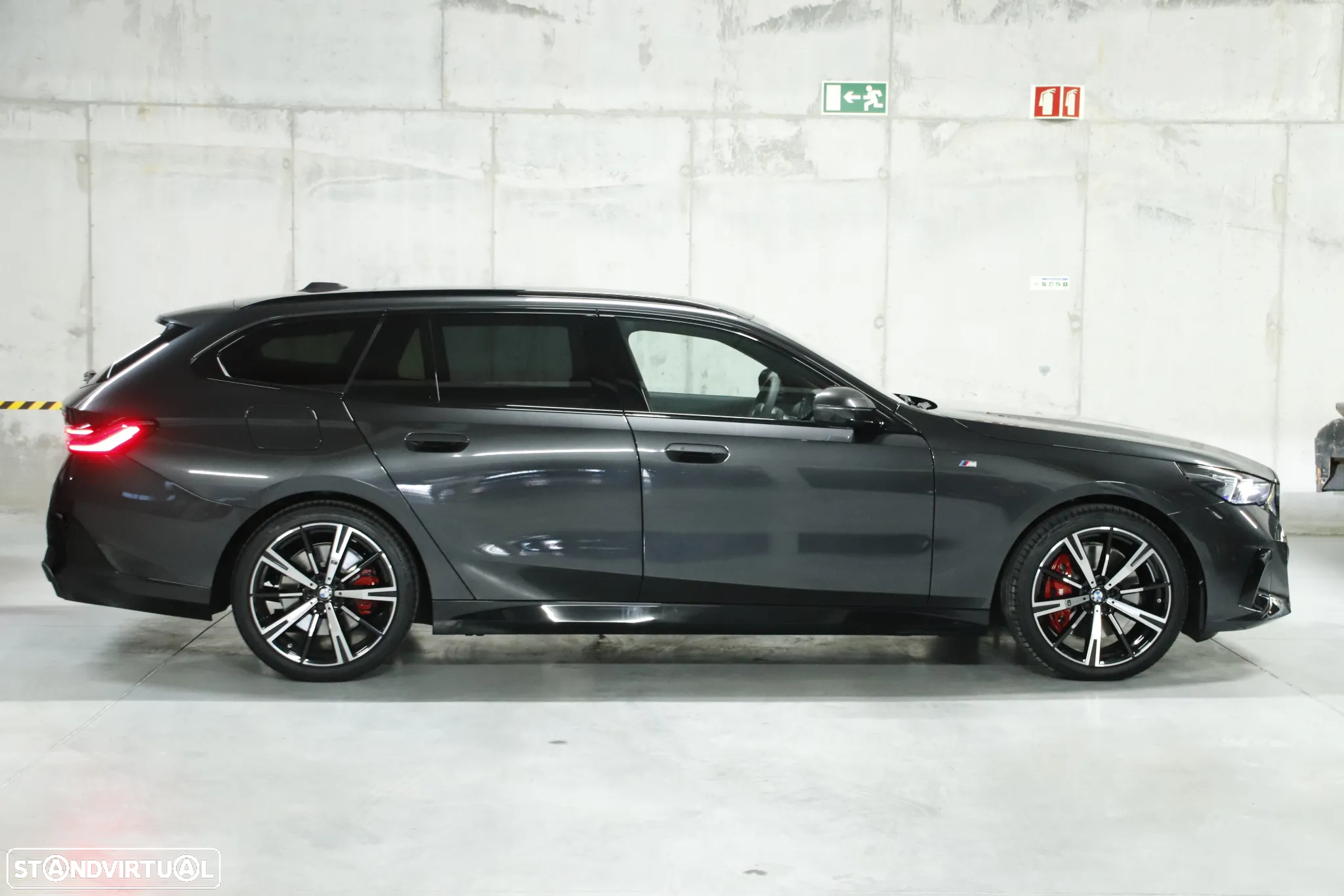 BMW 540 d xDrive Pack Desportivo M - 15