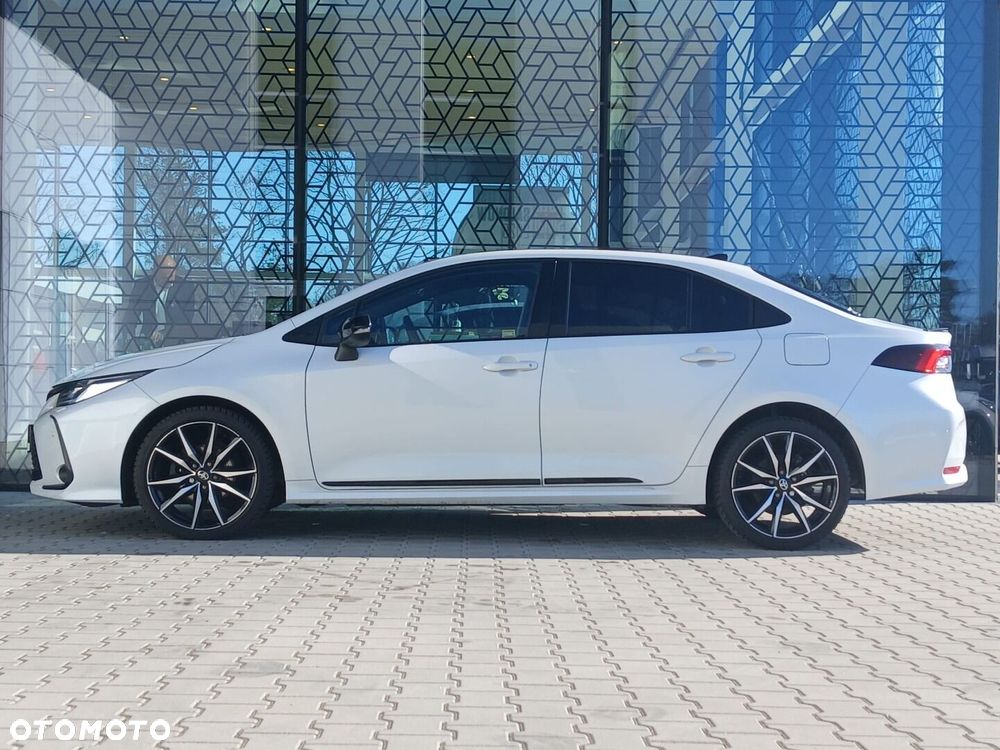 Toyota Corolla 1.8 Hybrid GR Sport Dynamic - 3