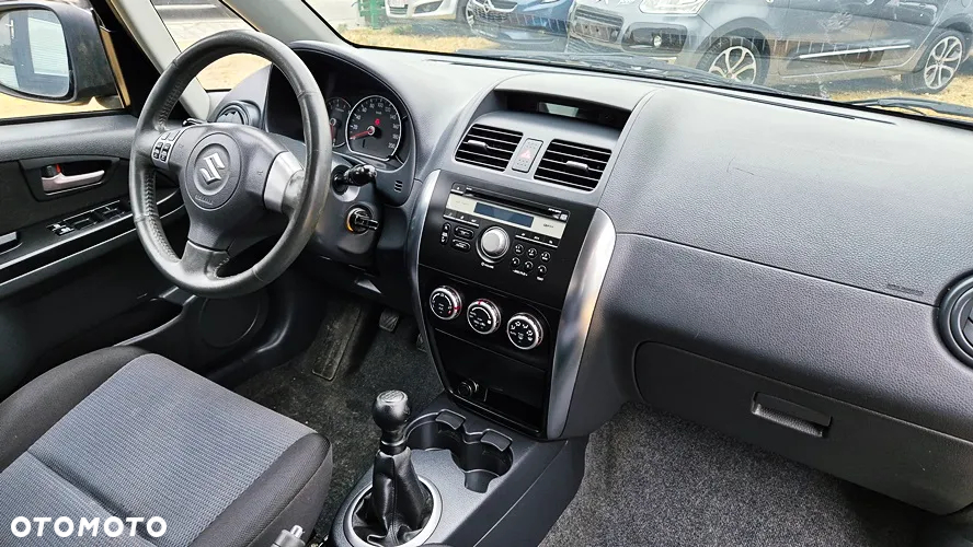 Suzuki SX4 1.6 GS/Premium - 35