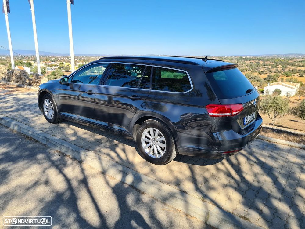VW Passat Variant 1.6 TDI (BlueMotion ) DSG Comfortline - 2