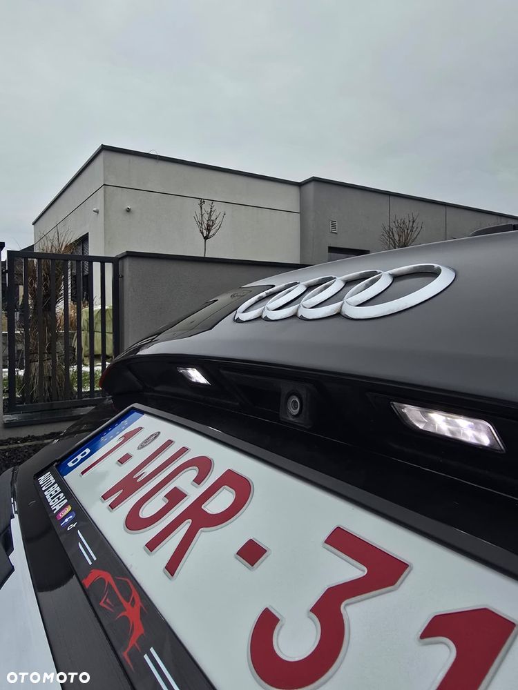 Audi A6 Avant 2.0 TDI Ultra S tronic - 13