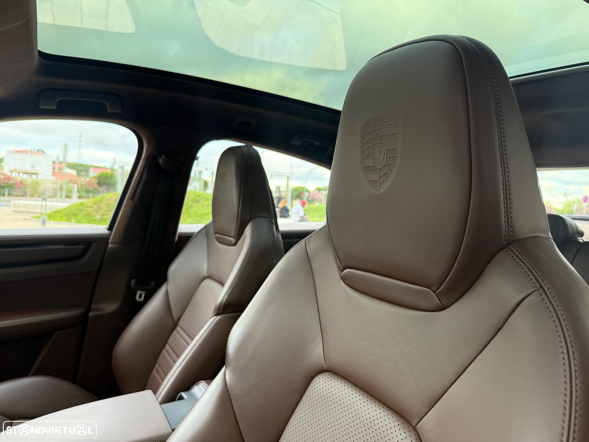 Porsche Cayenne Coupé Turbo S E-Hybrid - 41