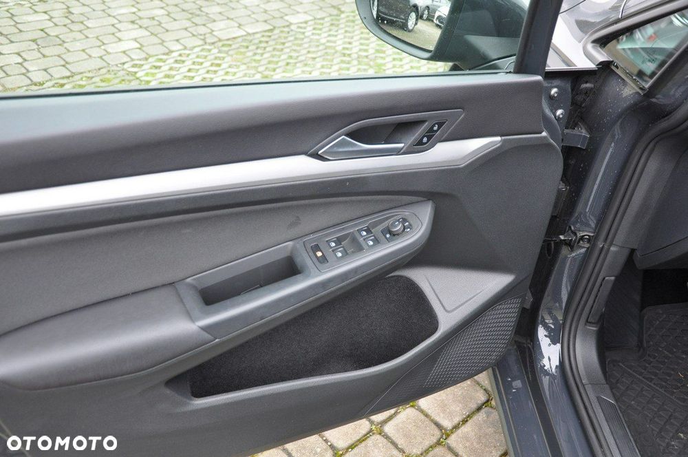 Volkswagen Golf 1.0 TSI - 10