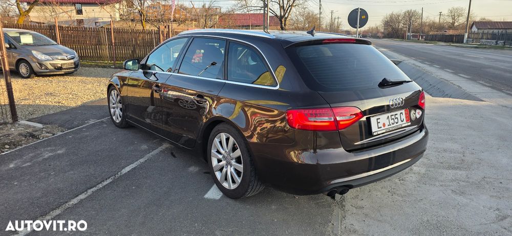 Audi A4 2.0 TDI DPF multitronic S line Sportpaket - 6