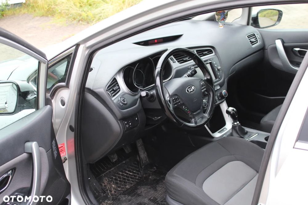 Kia Ceed 1.6 Crdi M Euro2012 - 7