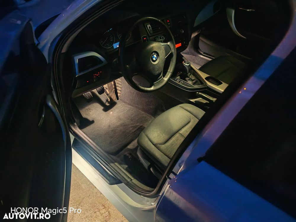 BMW Seria 1 114d Sport Line - 7