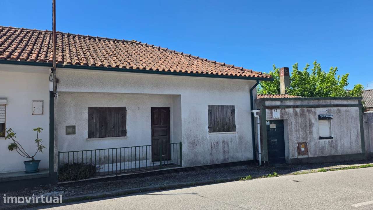 Moradia T2, geminada, (SEM LICENÇA) - Picassinos - M. Grande - Grande imagem: 2/13