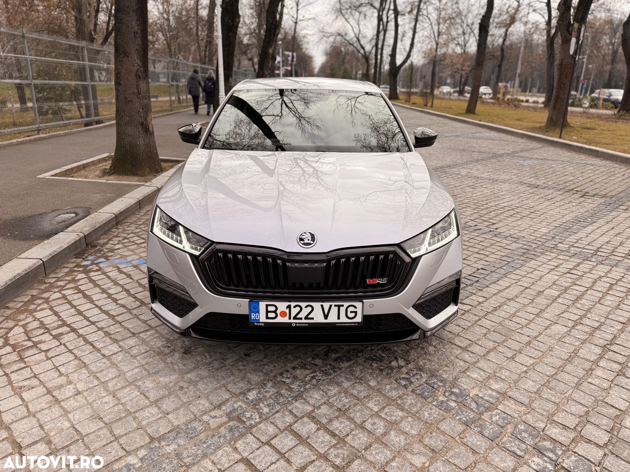 Skoda Octavia 2.0 TSI DSG RS - 5
