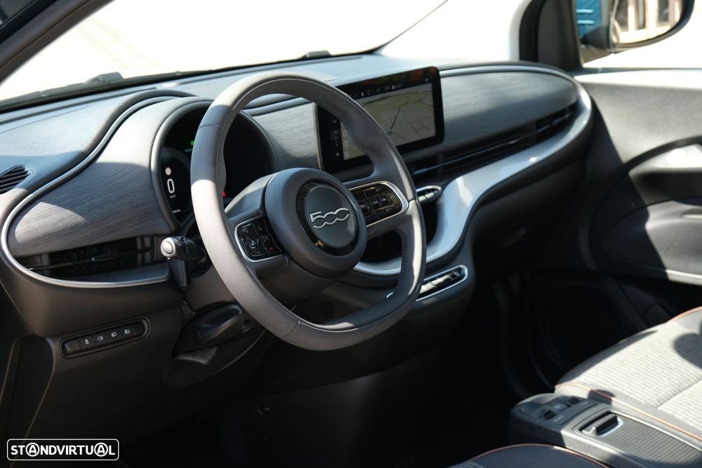 Fiat 500e 42kWh ICON - 10