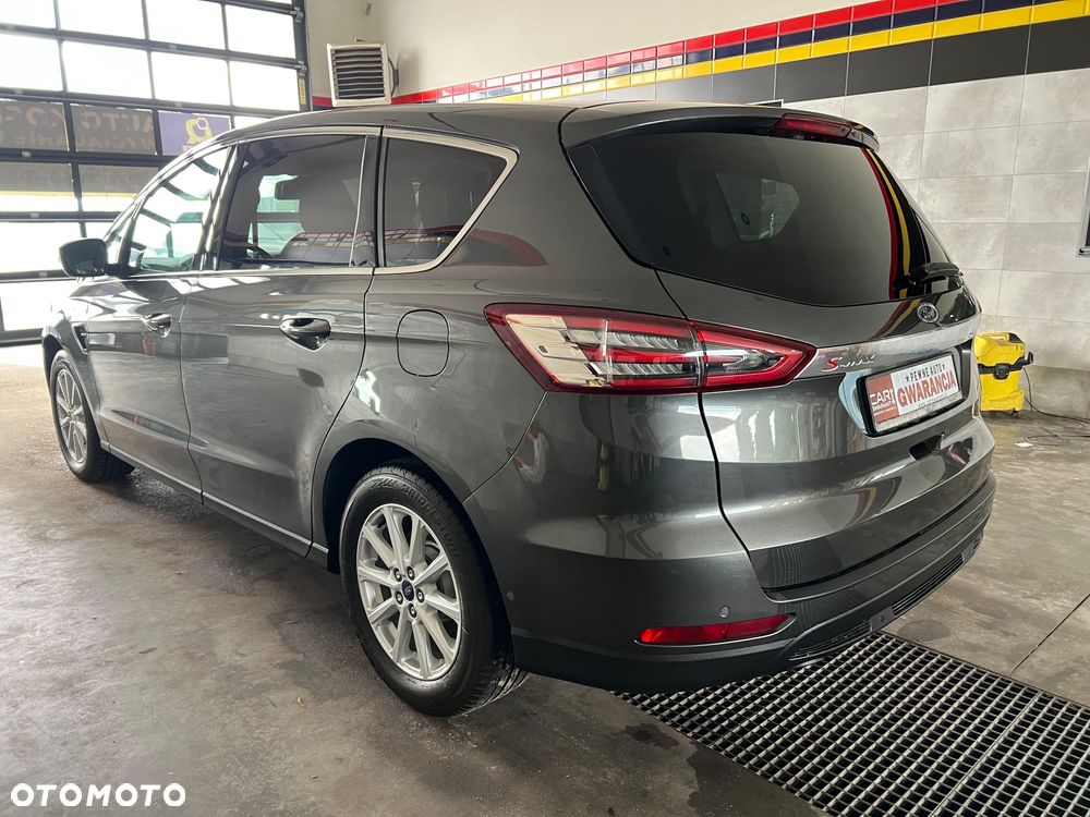 Ford S-Max - 8
