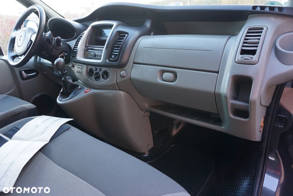 Renault Trafic 2.0 dCi 115 Grand Passenger Expression - 35