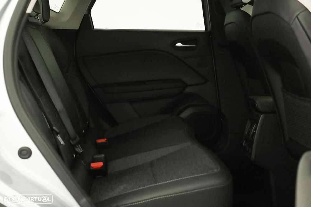 Renault Captur 1.0 TCe Techno Bi-Fuel - 24