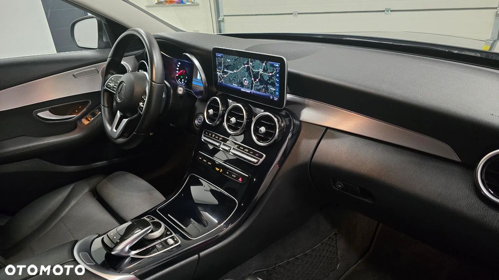Mercedes-Benz Klasa C 220 d 9G-TRONIC Exclusive - 9
