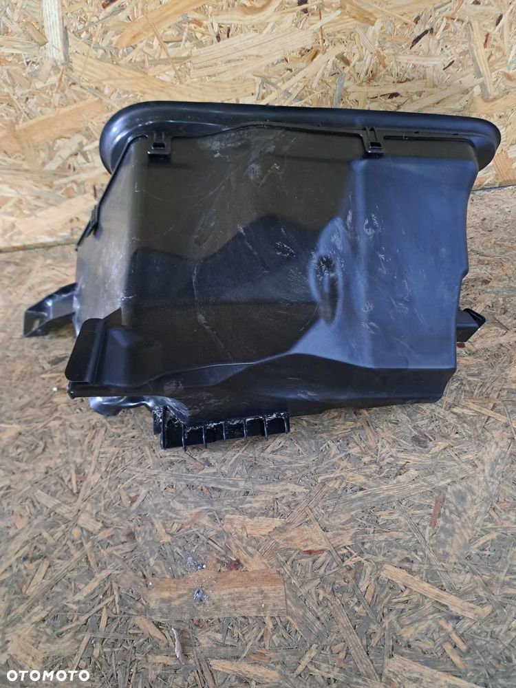 VOLVO XC60 II  WLOT POWIETRZA 31425479 - 2