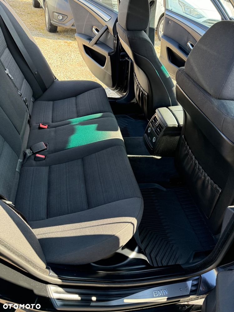 BMW Seria 5 530xi Edition Lifestyle - 14