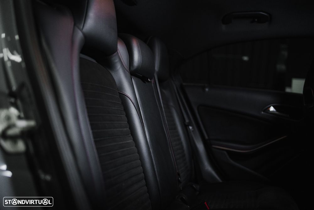 Mercedes-Benz A 180 CDI BE Edition AMG Line - 16
