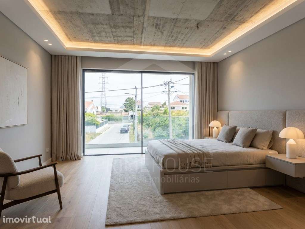 Moradia T3 com piscina e 2 suites em Fernão Ferro - Grande imagem: 3/25