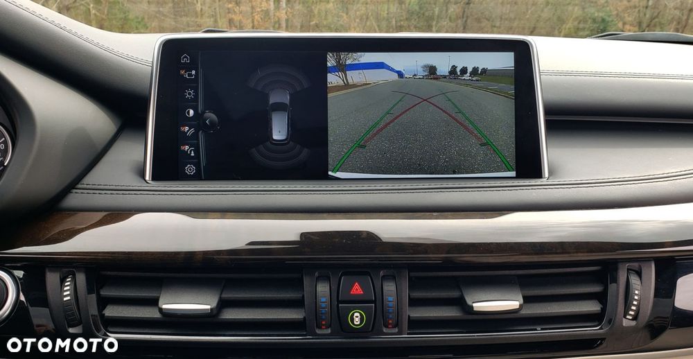 BMW X5 xDrive35i - 28