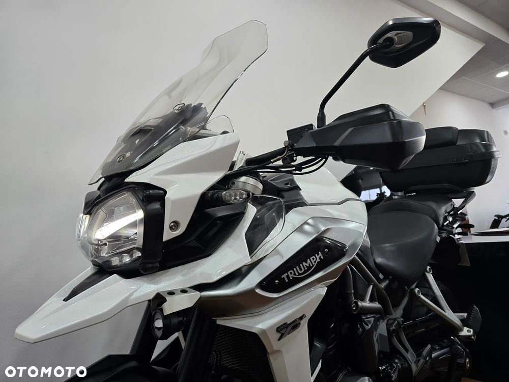 Triumph Tiger - 5