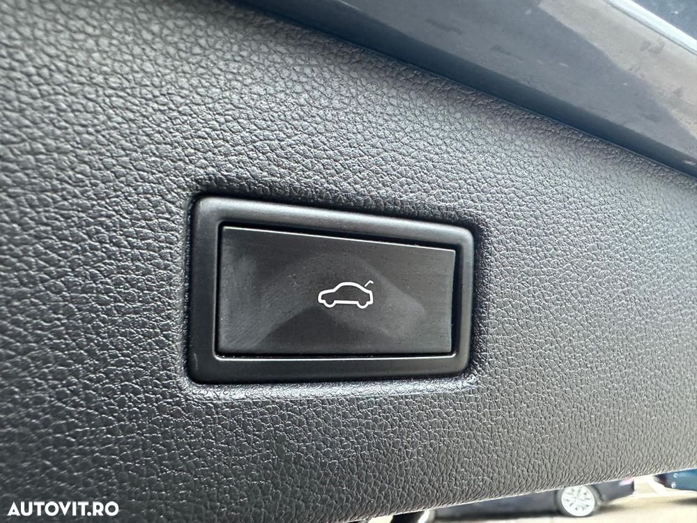 Volkswagen Tiguan - 24