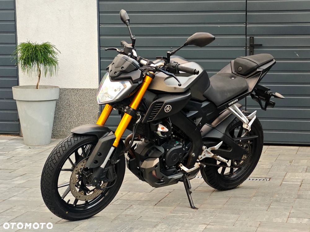 Yamaha MT - 2