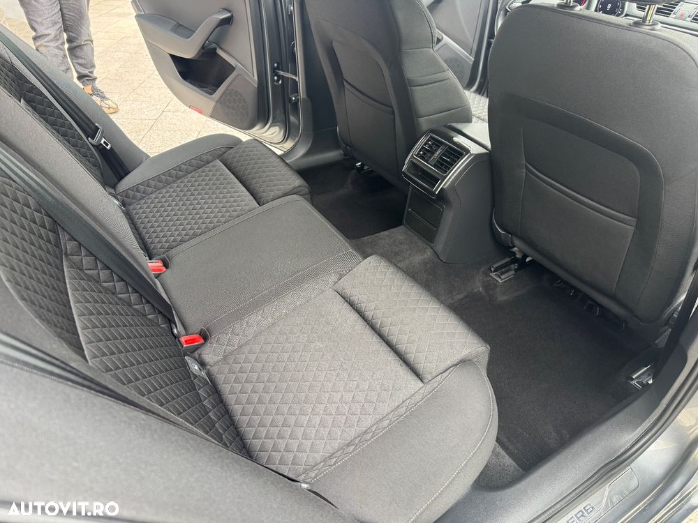 Skoda Superb 2.0 TDI DSG Premium Edition - 23