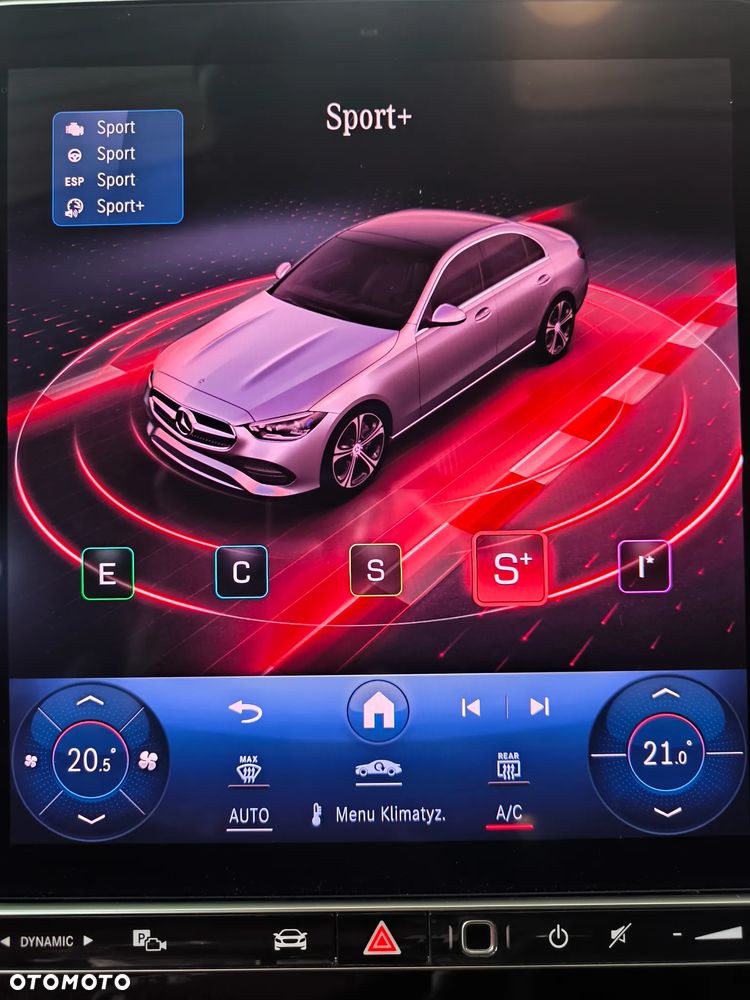 Mercedes-Benz Klasa C 200 mHEV 4-Matic AMG - 29
