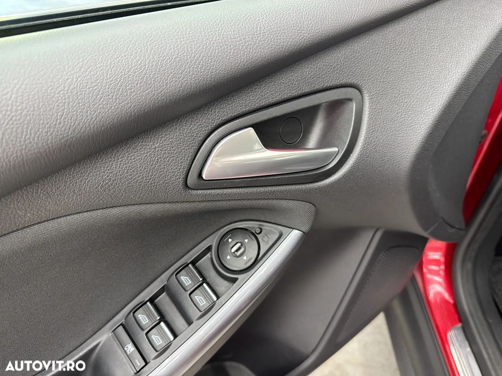 FORD Focus 2012 — imagine 24