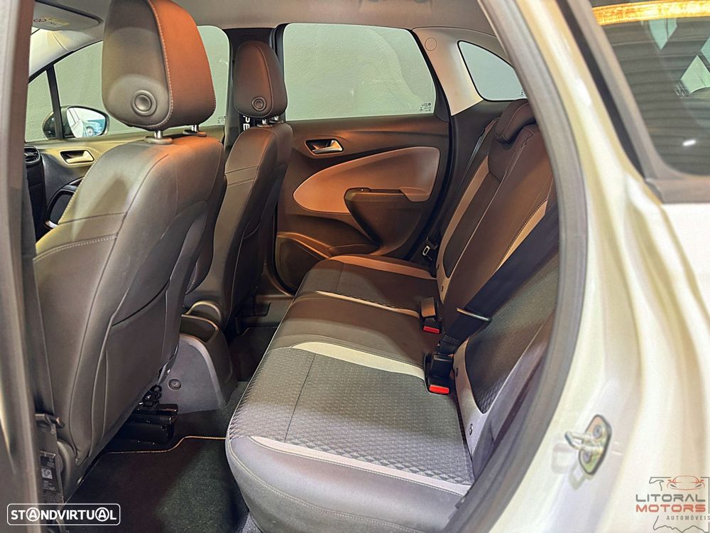 Opel Crossland X 1.2 T Innovation - 17