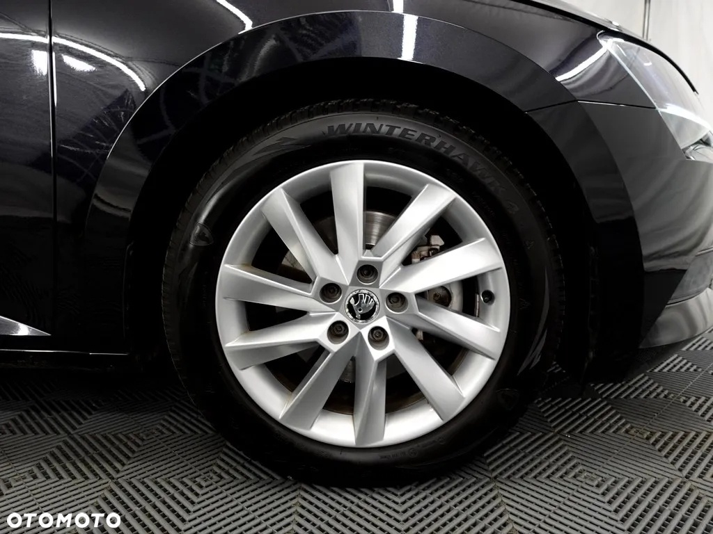 Skoda Superb - 25