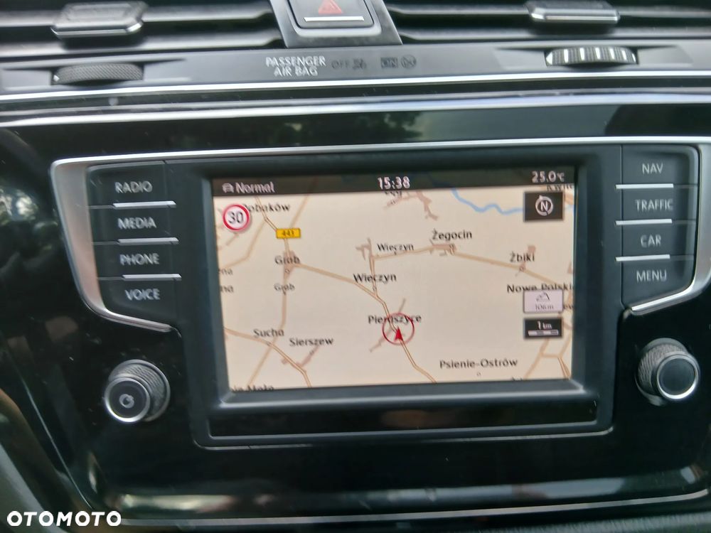 Volkswagen Touran 2.0 TDI SCR DSG Highline - 8