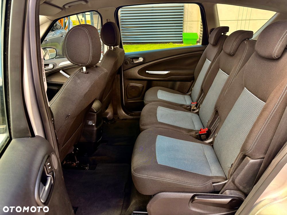Ford S-Max 2.0 TDCi DPF Trend - 11