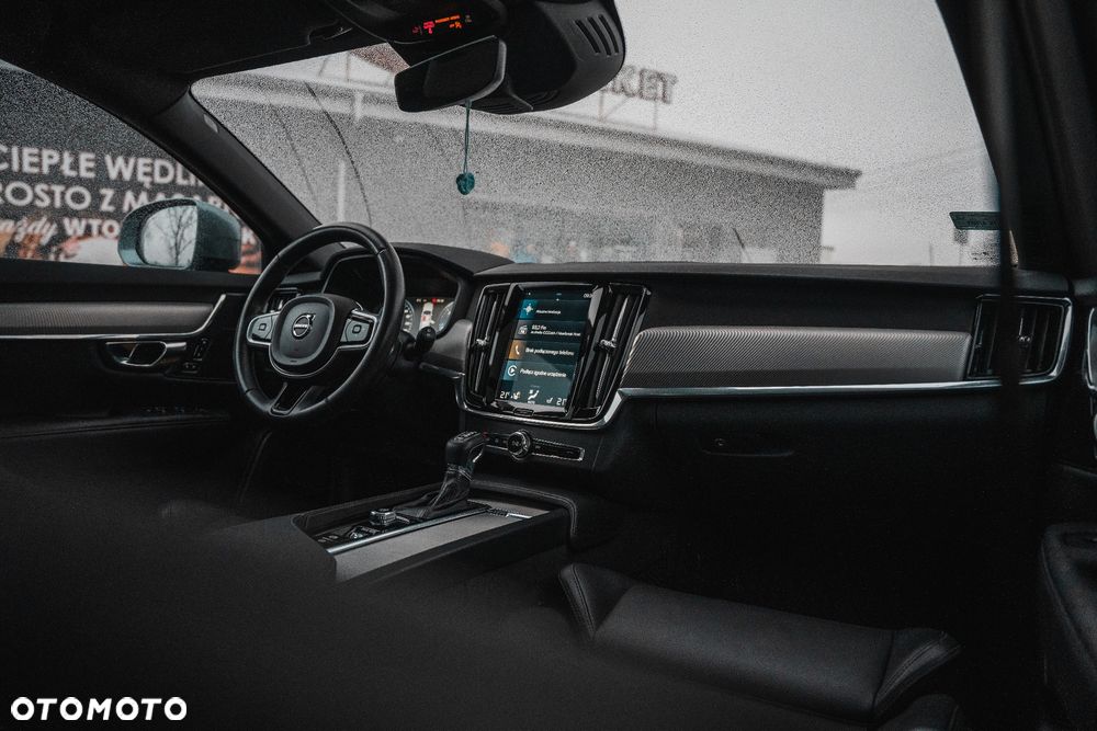 Volvo V90 D5 SCR AWD Momentum Pro - 9