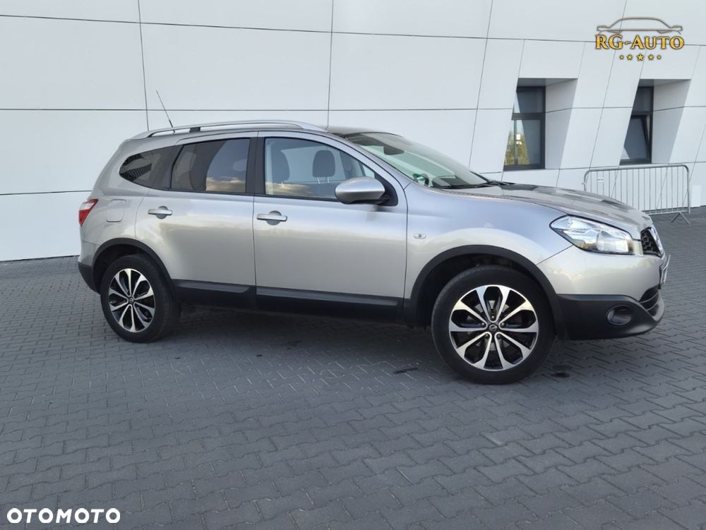 Nissan Qashqai+2 - 4
