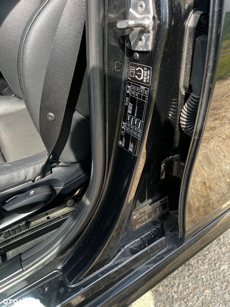 BMW Seria 1 118d Sport Line - 19