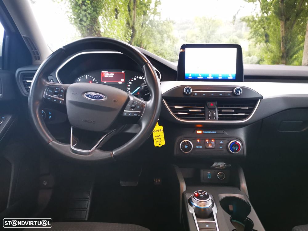 Ford Focus 1.5 TDCi EcoBlue Vignale Aut. - 10