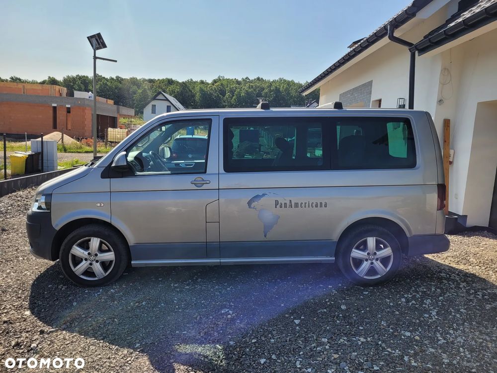 Volkswagen Multivan - 9