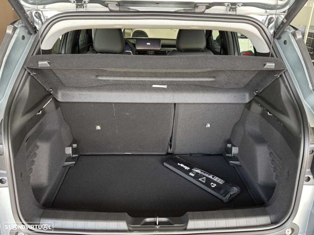 Jeep Avenger 1.2 GSE T3 Altitude - 12