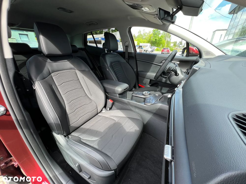 Kia Sportage 1.6 T-GDI HEV Anniversary 2WD - 34