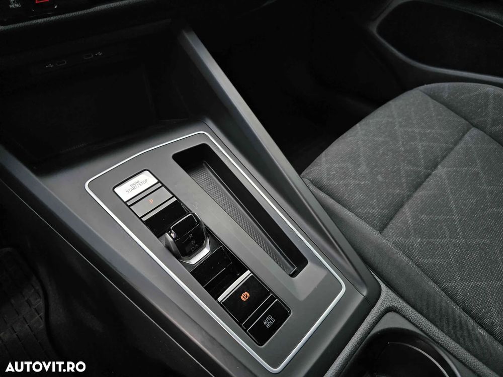 Volkswagen Golf - 14