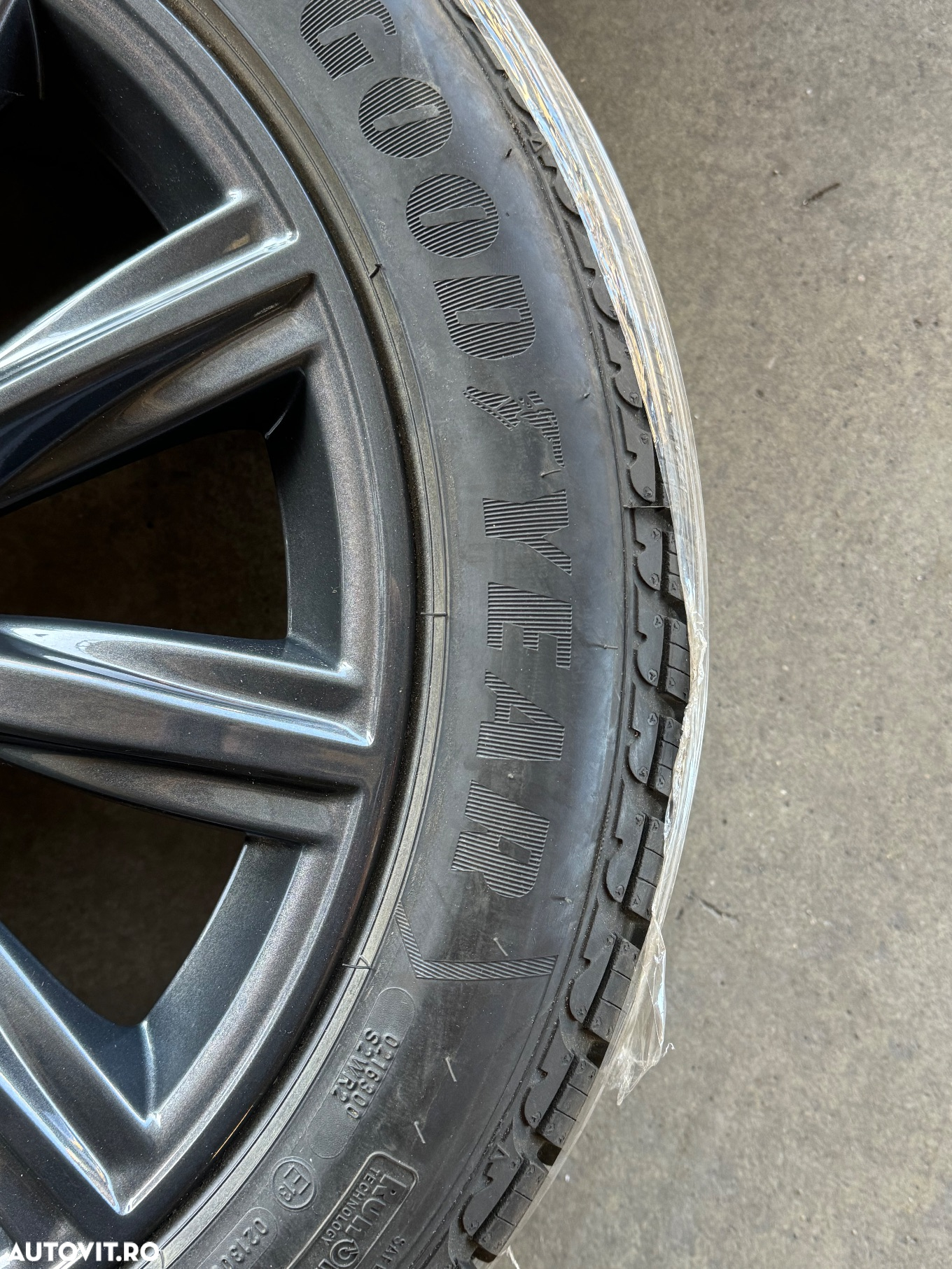 Vând jante originale BMW G30 seria 5 pe 18” cu anvelope de iarnă - 8